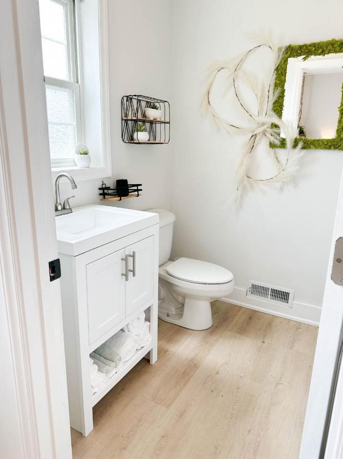 Dreamy Boho Remodeled Cottage With Mountain Views Sparta Bagian luar foto
